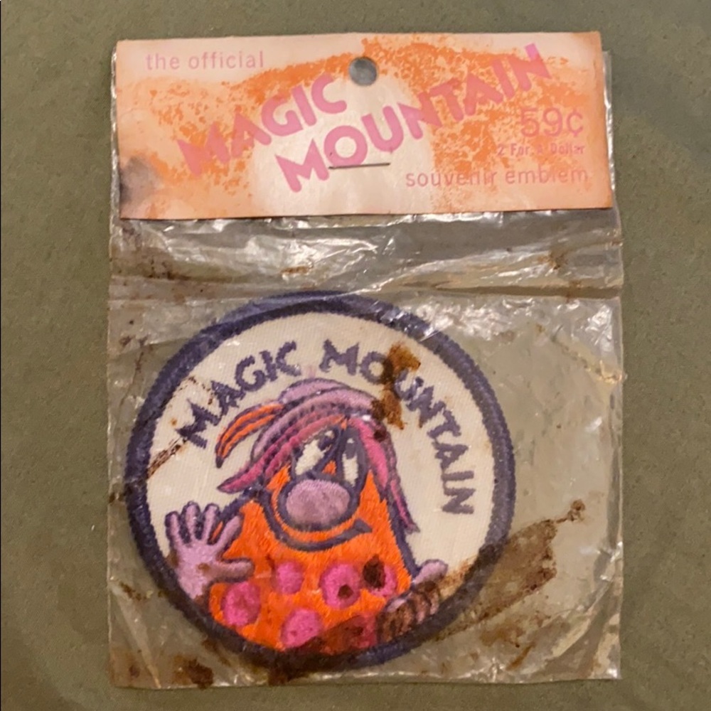 Vintage Magic Mountain Souvenir Patch
